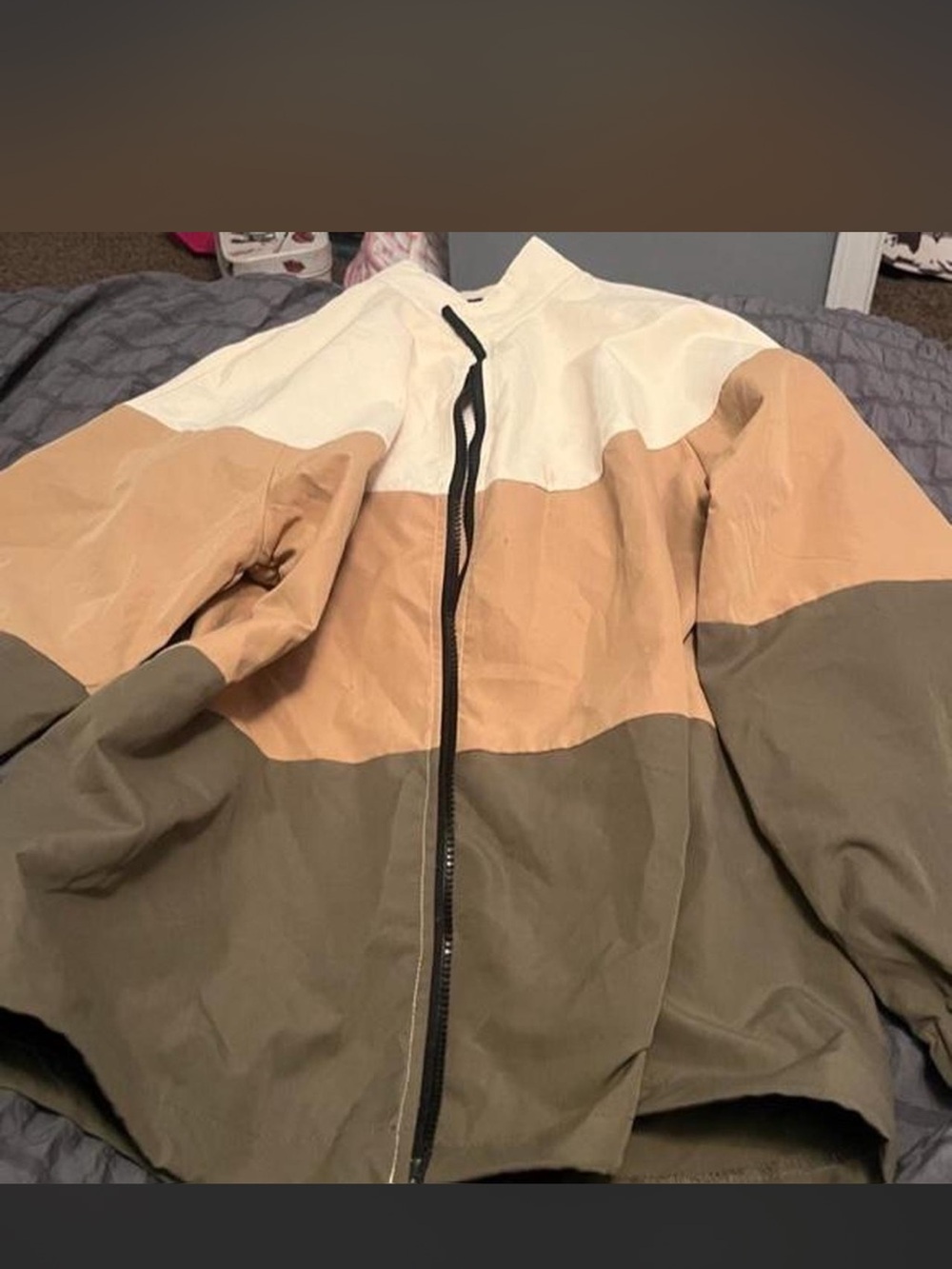 SHEIN Men's Three-Tone Colorblock Zip Windbreaker - White, Tan & Olive